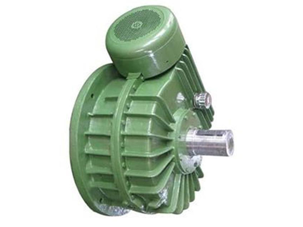 包絡(luò)蝸桿減速機(jī)接線(xiàn)盒的位置在哪里？如何操作包絡(luò)蝸桿減速機(jī)？